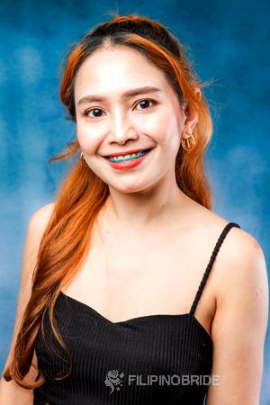 218013 - Patcharee Age: 42 - Thailand