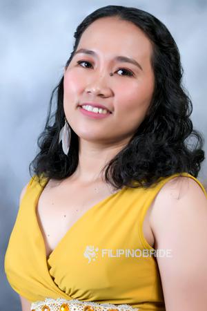 222303 - Cristine Age: 30 - Philippines