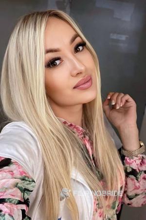 224252 - Svetlana Age: 35 - Ukraine