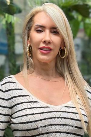 225516 - Diana Age: 56 - Colombia